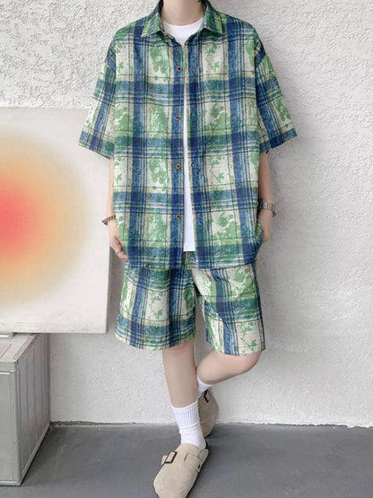 Close-up of the URBAN UNIT OFF-GRID Plaid Set in Acid Turf, highlighting the graphic plaid pattern and durable lightweight material.
