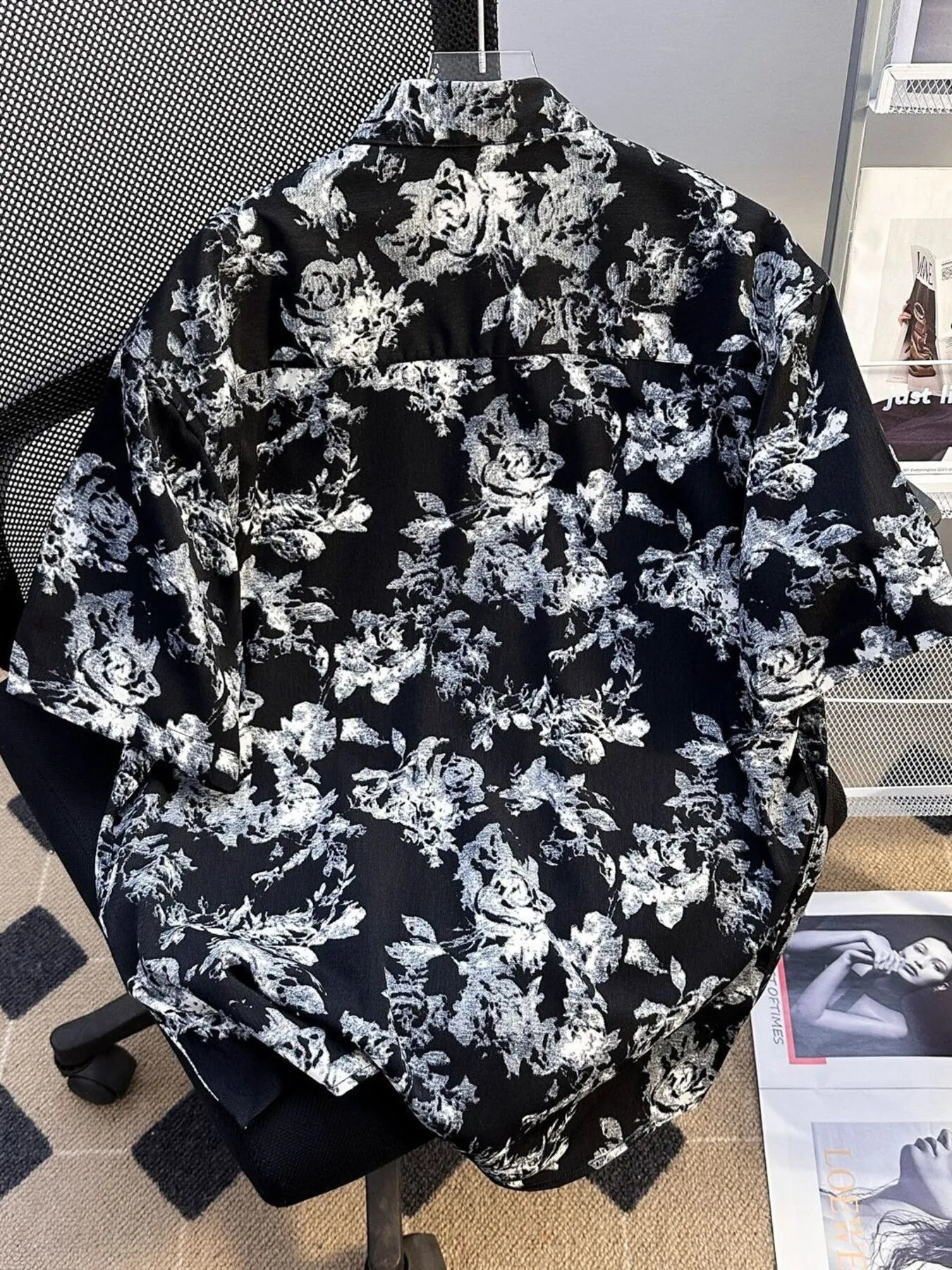 UU Concrete Bloom Short Sleeve Button-Up Midnight Black Back - URBAN UNIT